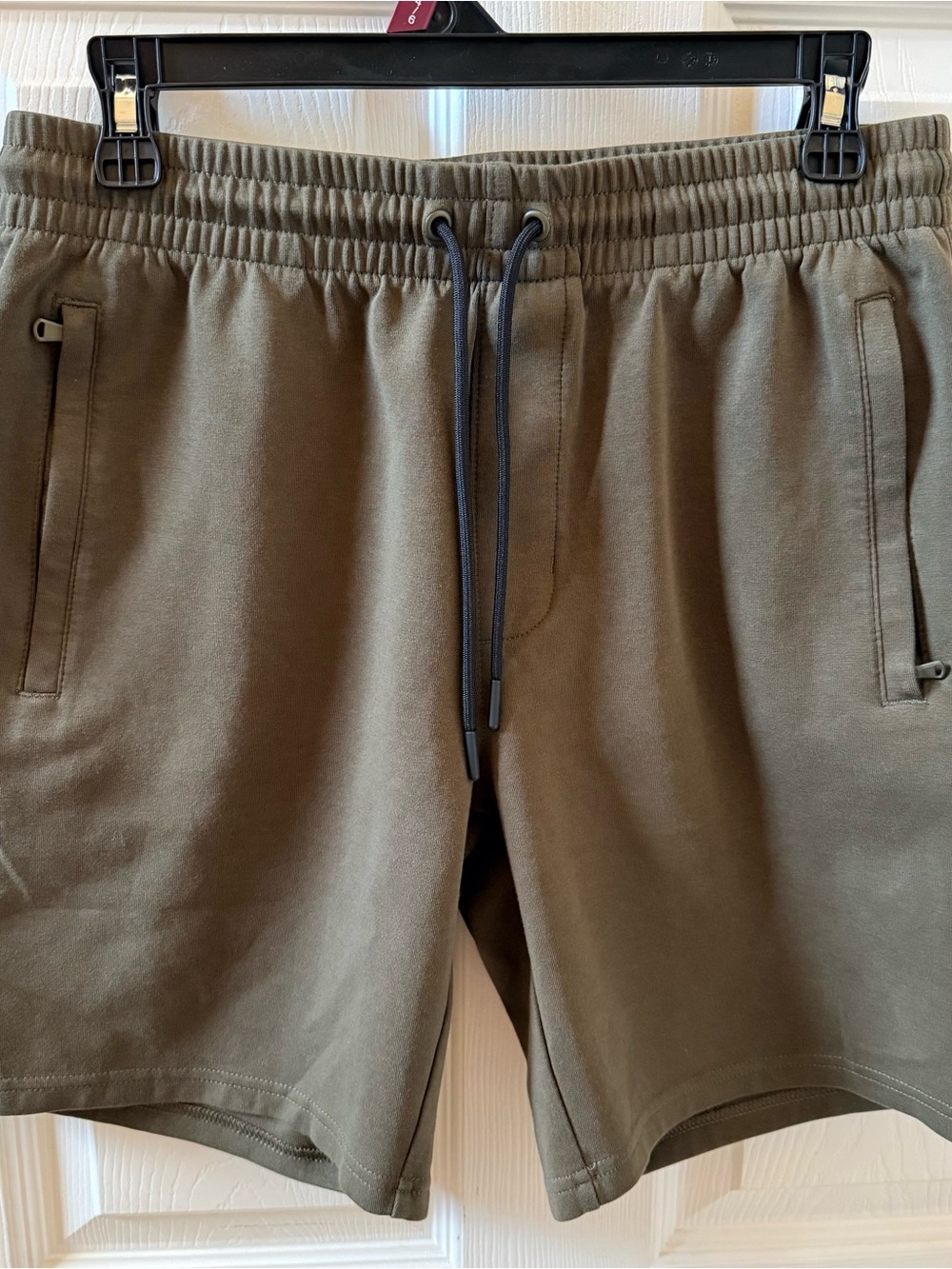 Old Navy Olive Drawstring Athletic Shorts size small